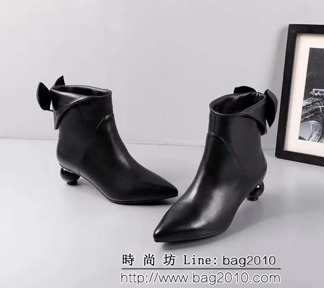 DIOR迪奧 18ss秋冬最新款 蝴蝶結小短靴 時尚尖頭鞋 QZS1111